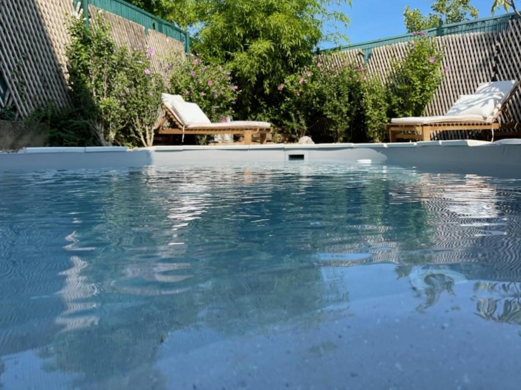 Maison D'Hotes Aux Deux Cigognes Gries エクステリア 写真